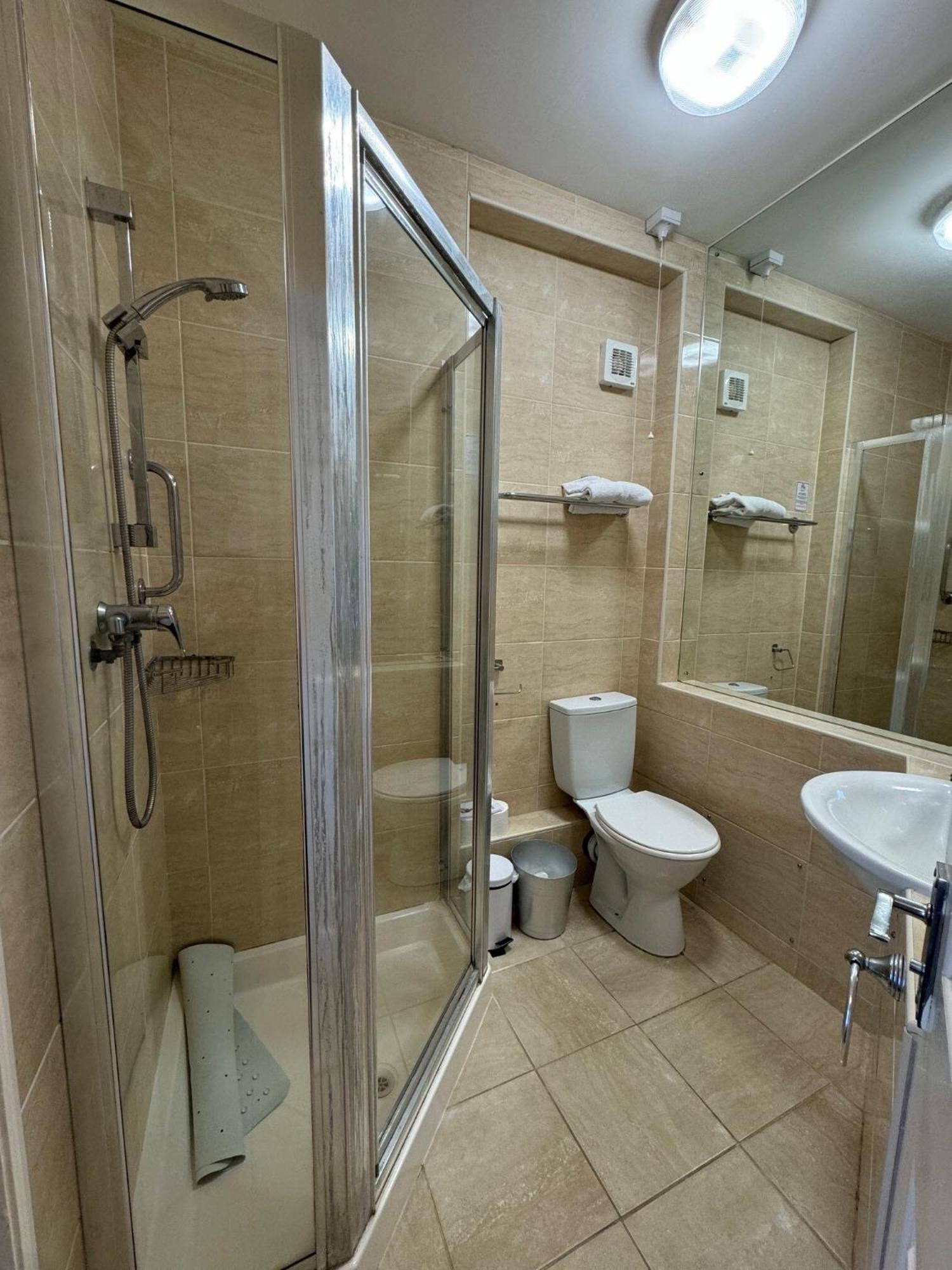 Haddon Hall Hotel Eastbourne Room photo