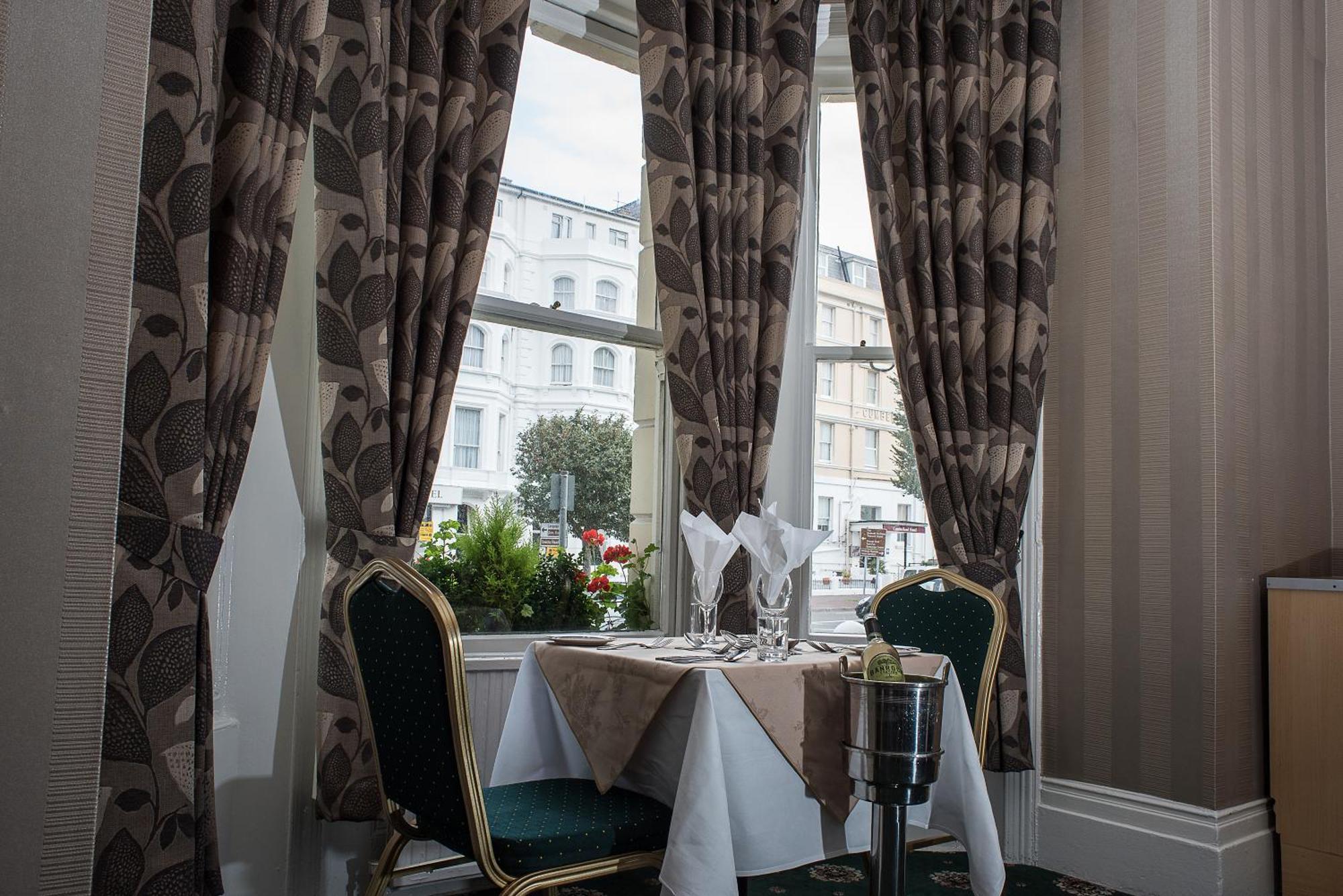 Haddon Hall Hotel Eastbourne Exterior photo
