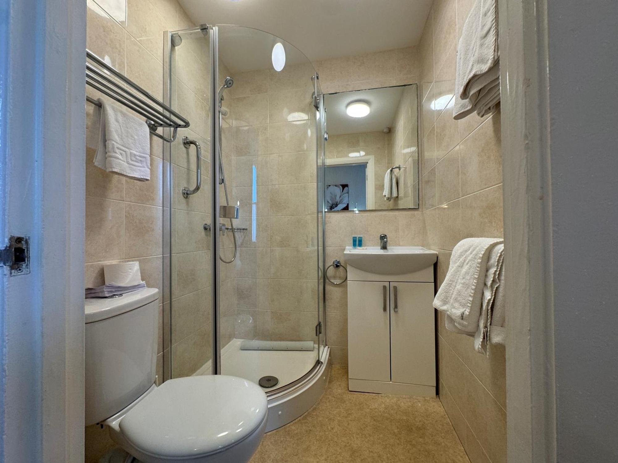Haddon Hall Hotel Eastbourne Room photo