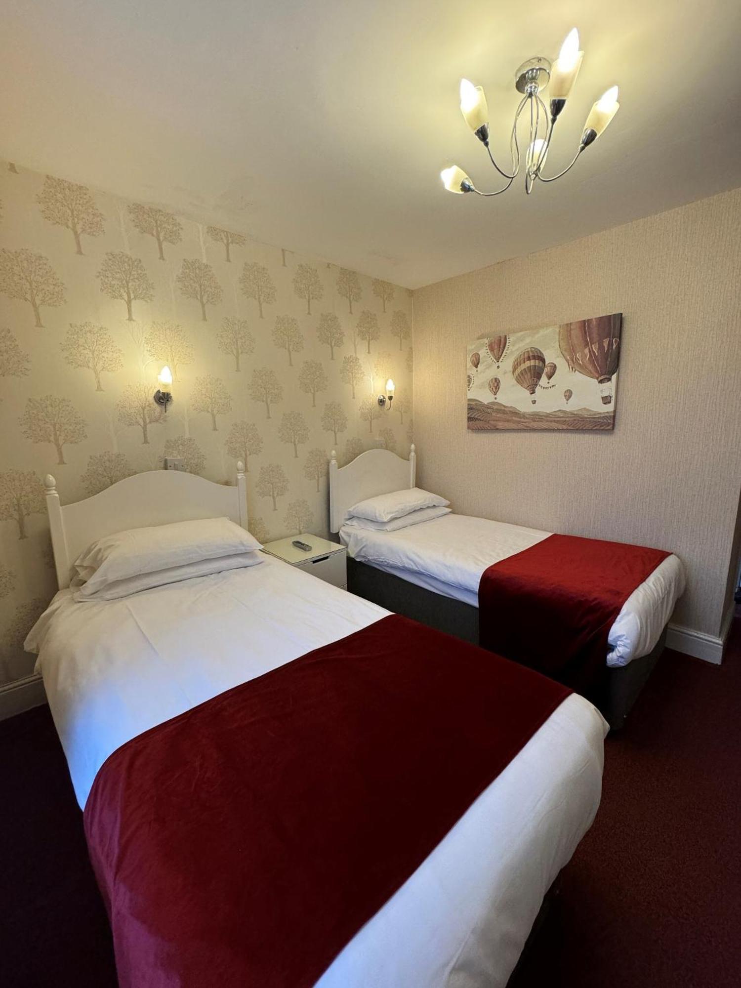 Haddon Hall Hotel Eastbourne Room photo