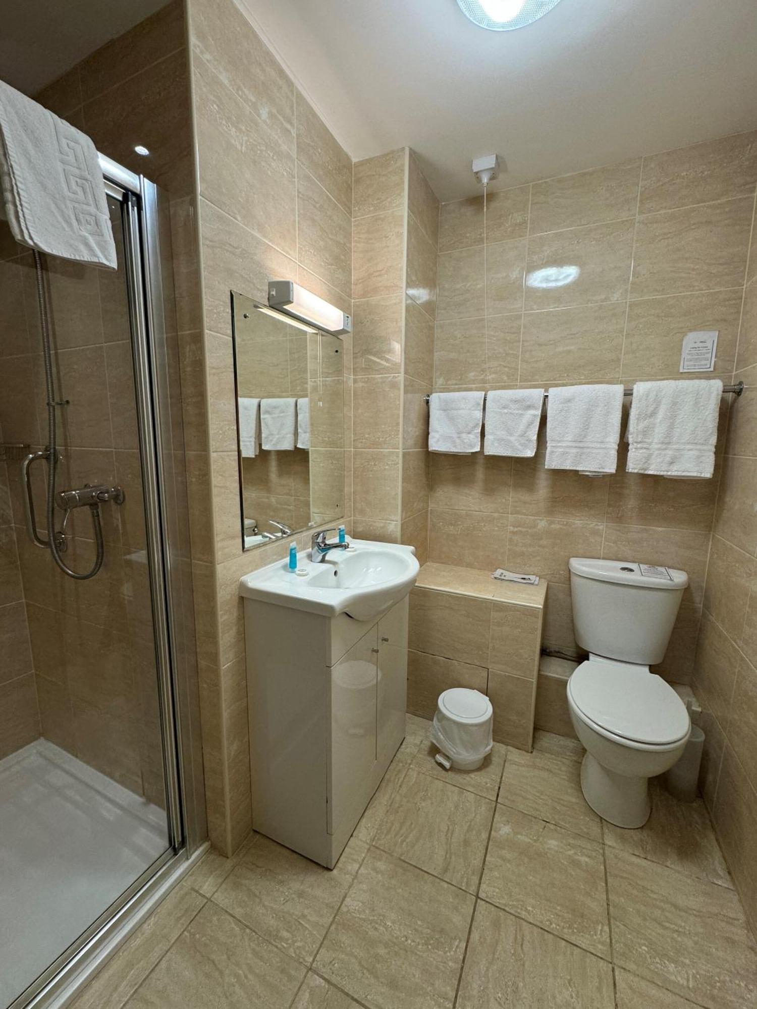 Haddon Hall Hotel Eastbourne Room photo