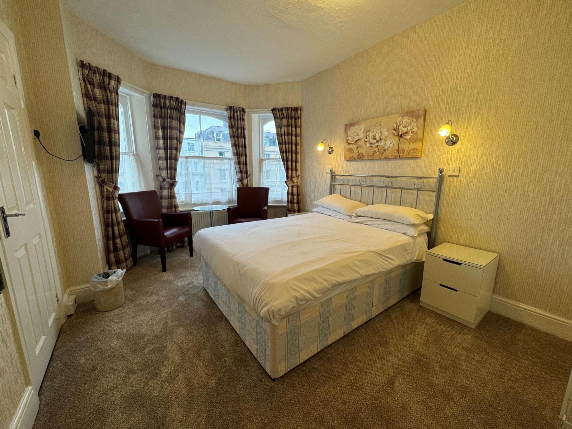 Haddon Hall Hotel Eastbourne Room photo